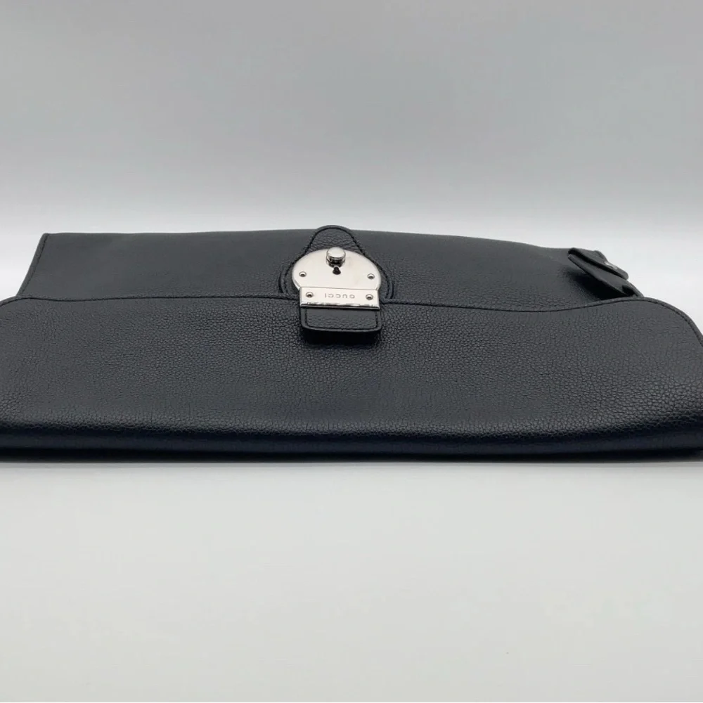 Auth GUCCI Leather Black Clutch Bag/Briefcase 🔥EUC Condition w/ key & dustbag